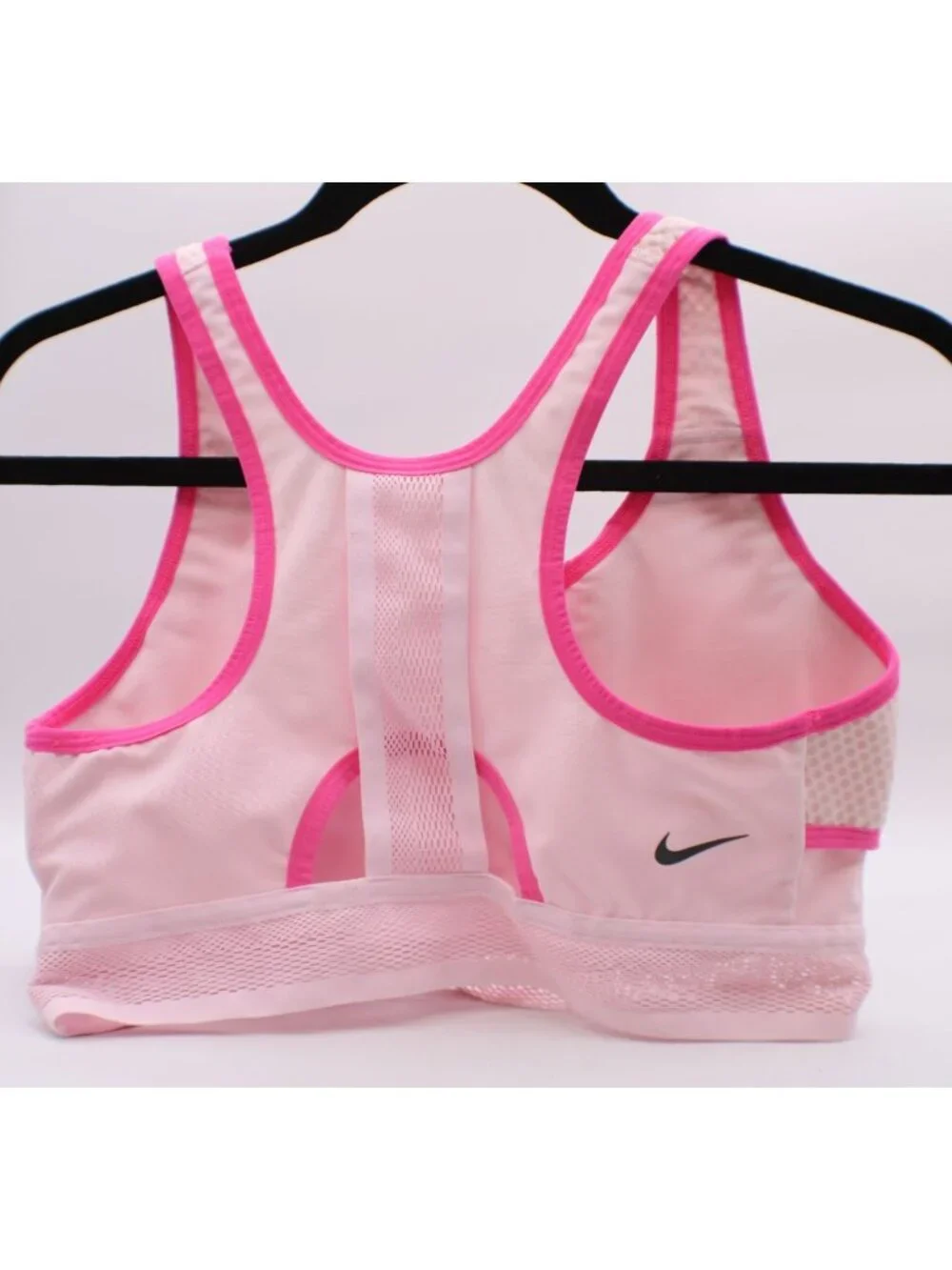 Nike Size L Pink Swoosh UltraBreathe Med Support Sports Bra Mesh Panels Athletic